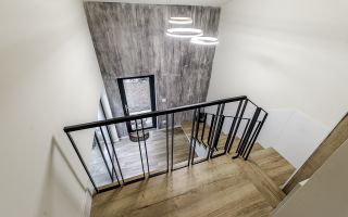Apartament tip casa, cu gradina proprie, in zona centrala a Aradului - Poză 3