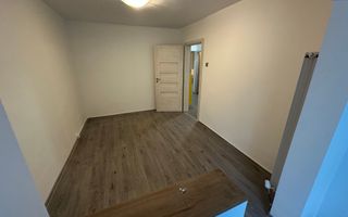 Apartament 3 camere  renovat in zona Lipovei - Poză 18