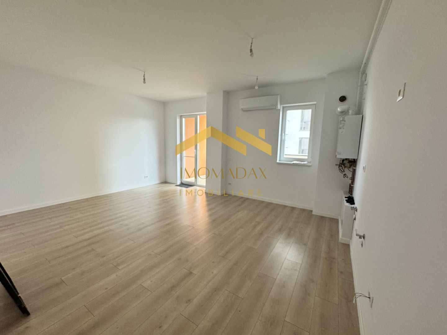 Aradului-3 Camere-2 Băi - Poză 3