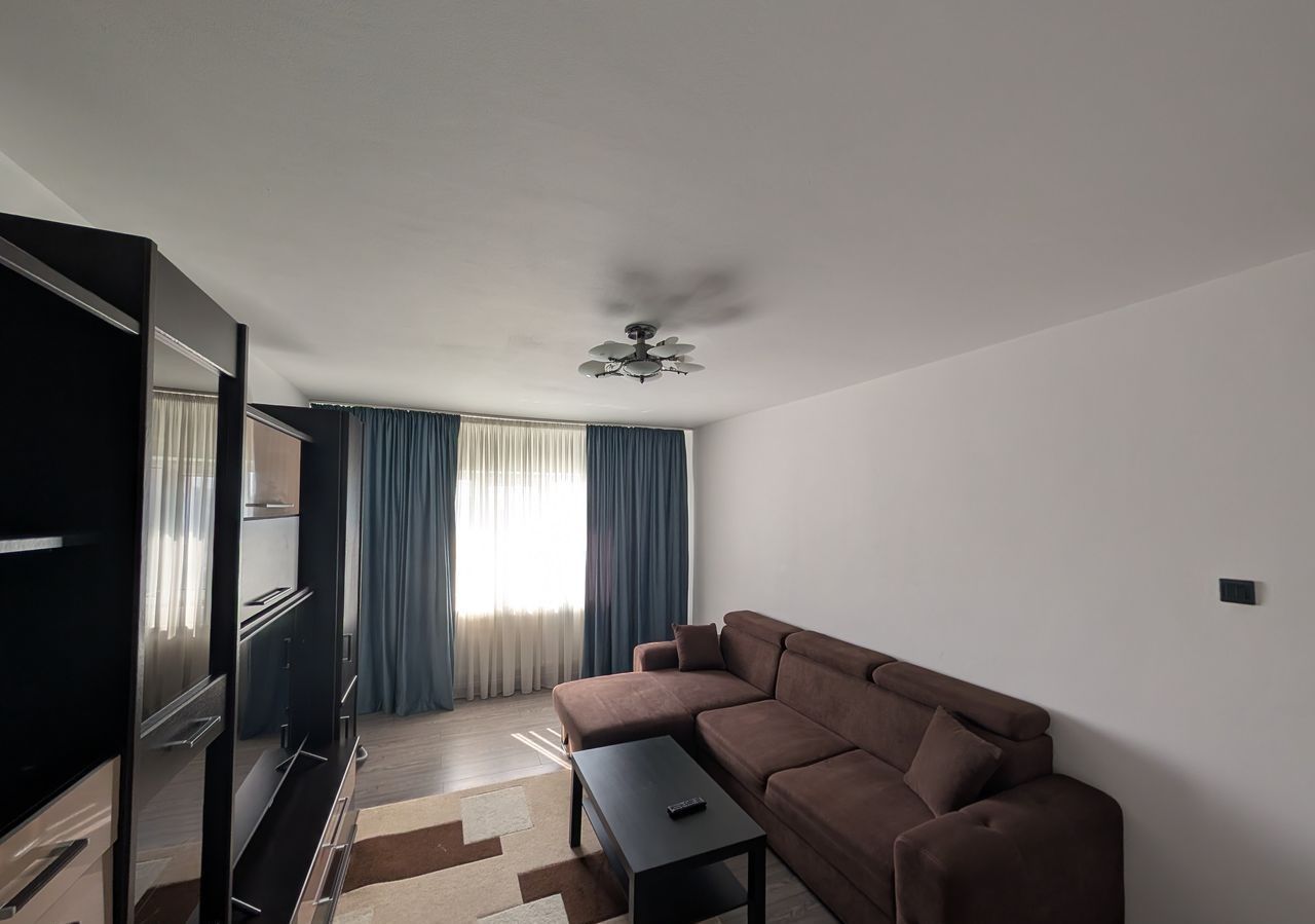 Apartament 2 camere decomandat, zona Kaufland Craiovita noua - Poză 4
