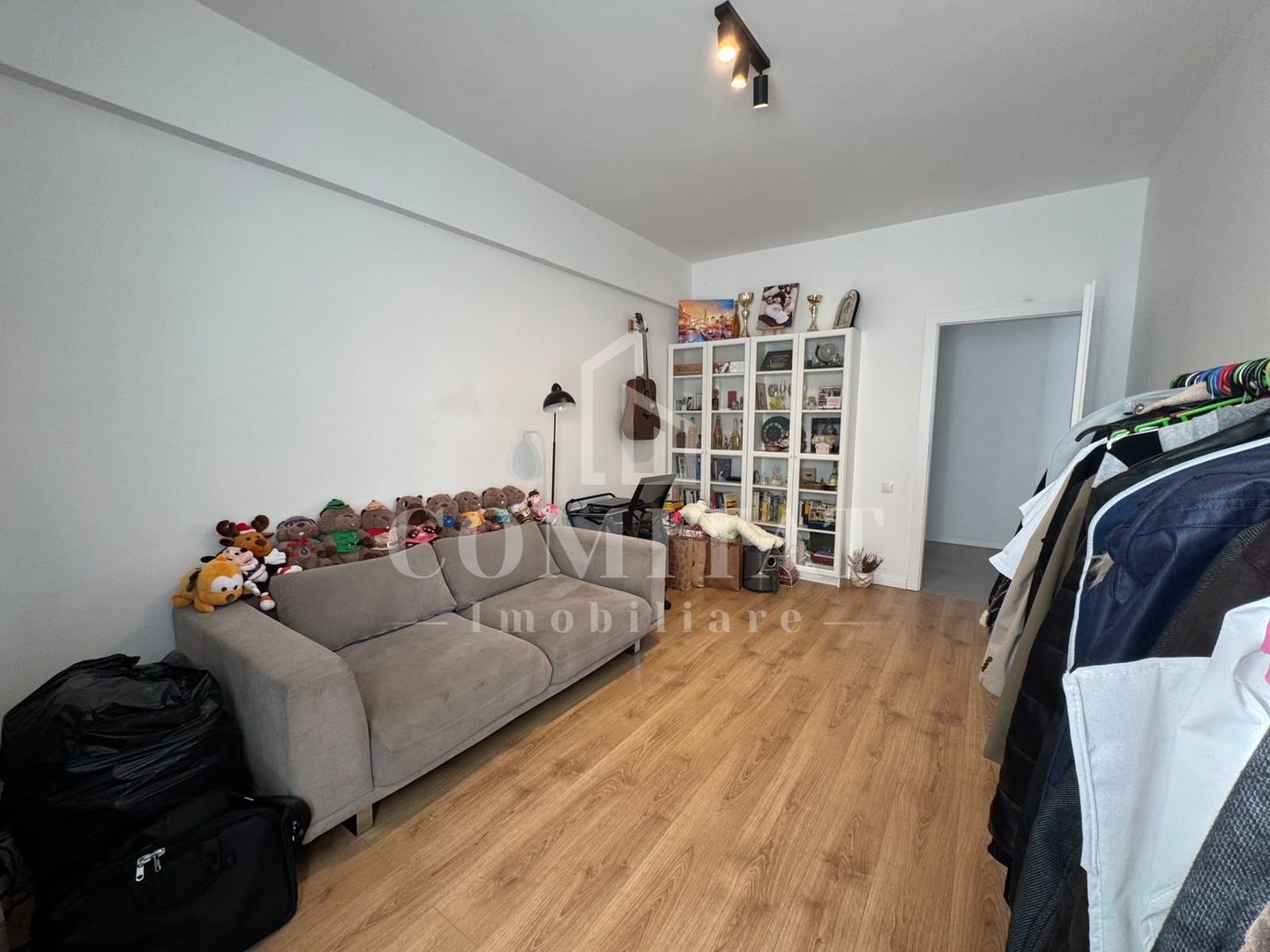 Apartament 3 camere | 96 mp | La cheie | Imobil nou | Zona Pod Ira - Poză 9