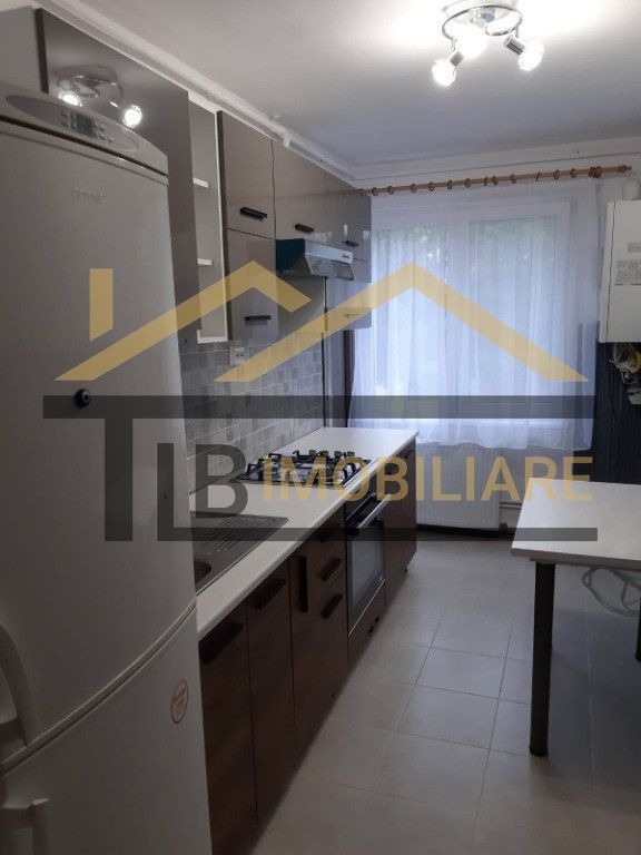 Apartament cu 3 camere, 84mp, Zona Central - Poză 4
