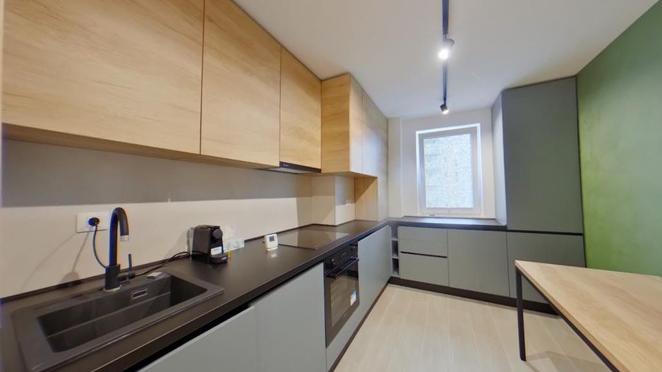 Inchiriem apartament 3 camere mobilat utilat lux cu parcare subterana - Poză 5