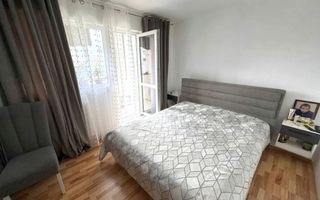 Apartament 2 camere, Cetate, zona piata, et.3, renovat - Poză 4
