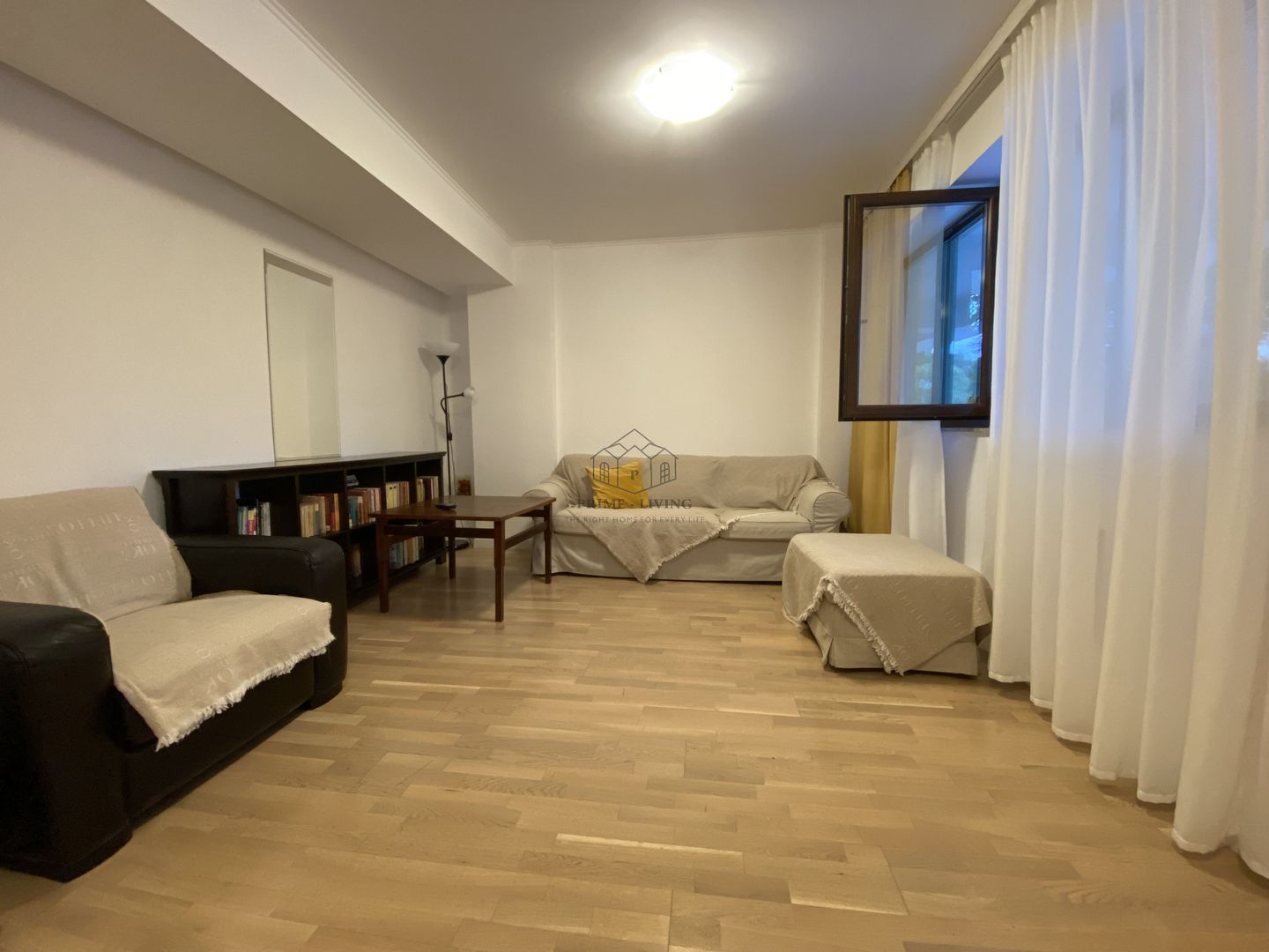 APARTEMENT SUPERB CU 2 CAMERE LA INCHIRIERE IN JANDARMERIEI - Poză 2