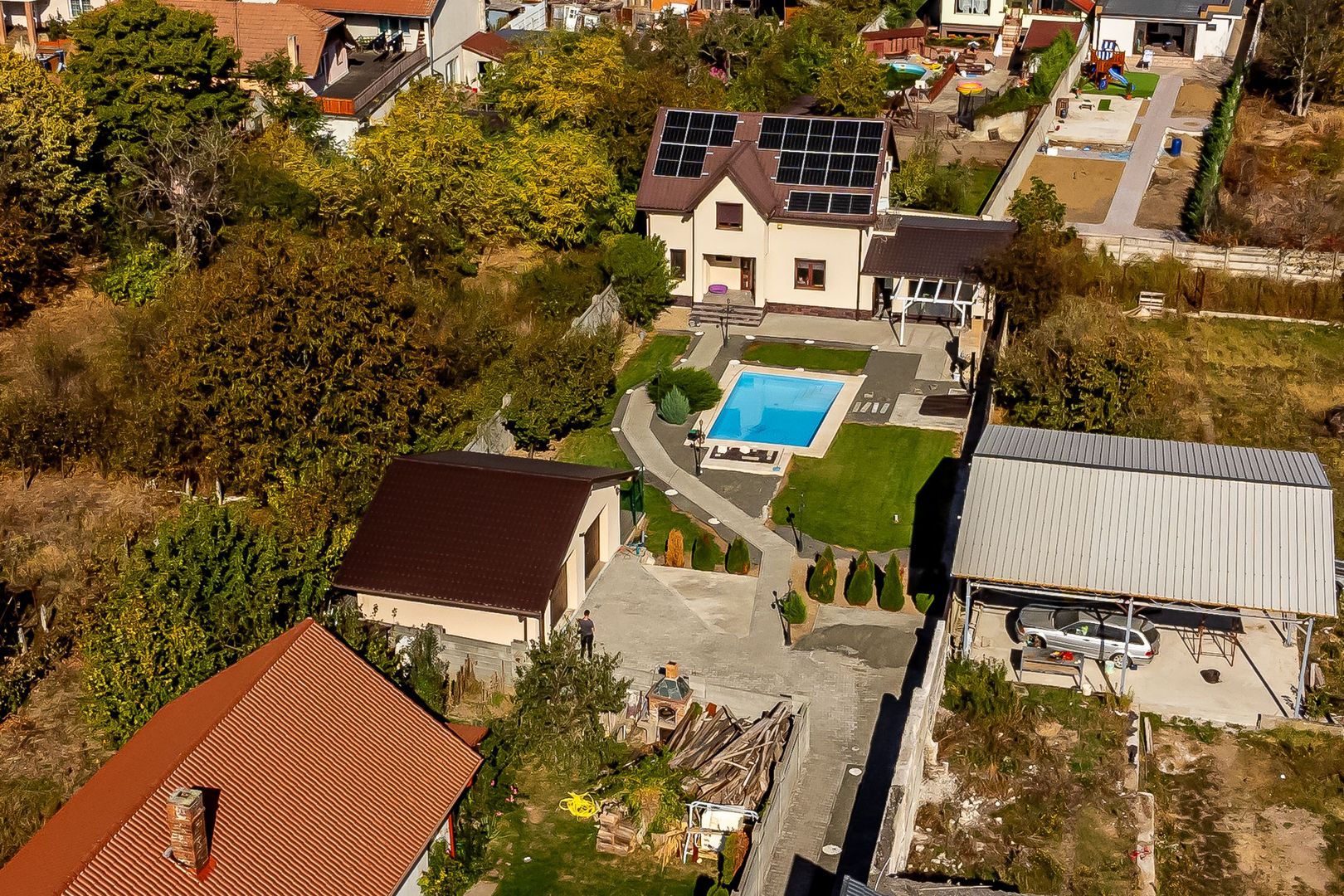 Vilă nouă independentă energetic și 1117 mp teren - Poză 17