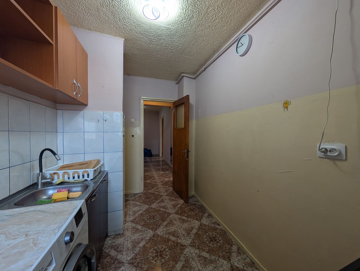 3 Camere Giulești, 60mp, Vedere Panoramică, Total de Renovat - Poză 12