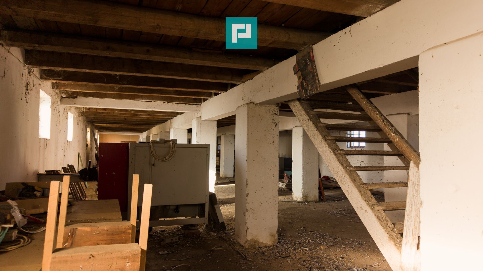 Hală industrială cu teren generos în Zărand, Arad - Poză 23