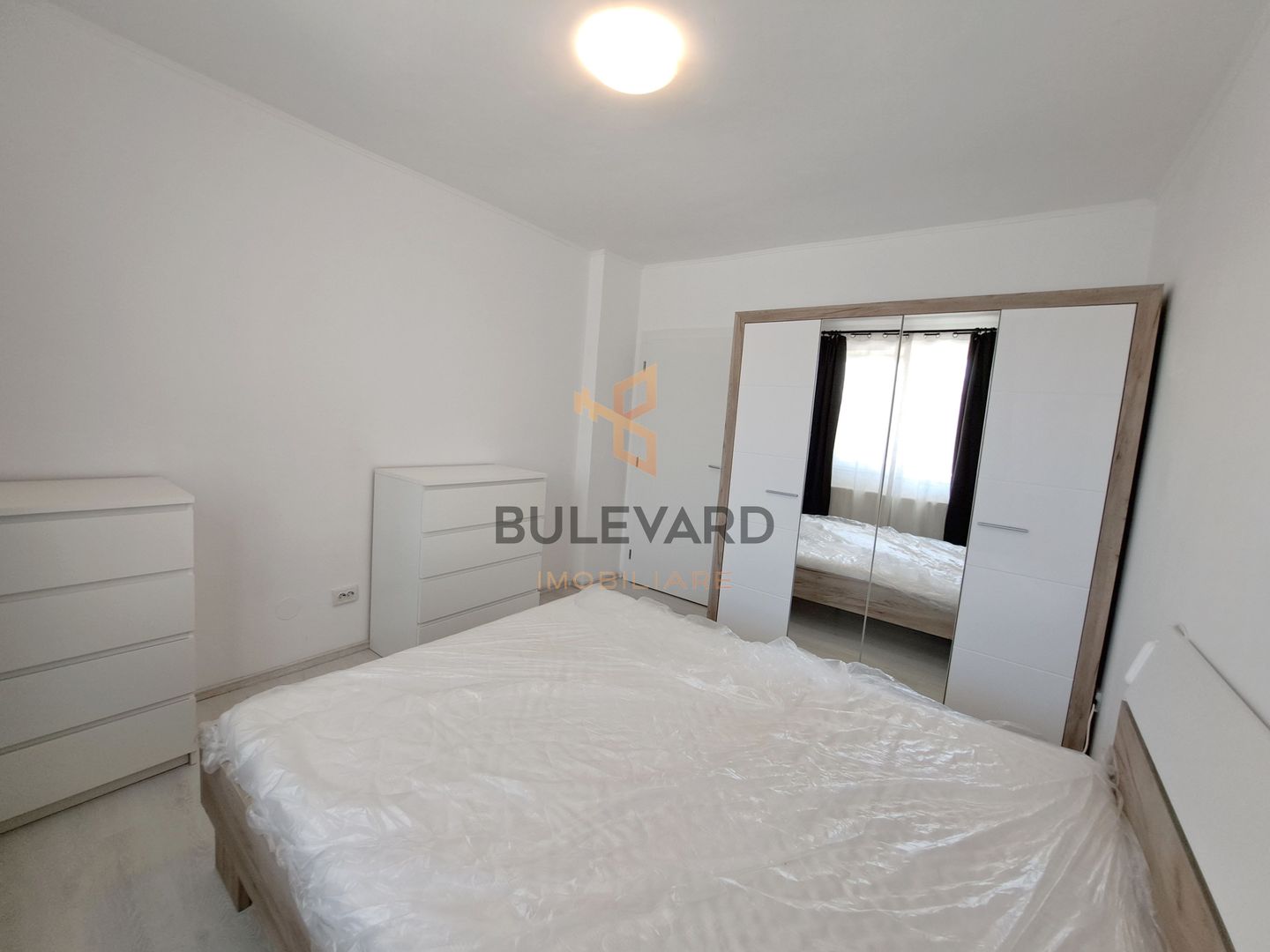 Apartament cu 2 camere + parcare, zona Terra! - Poză 6