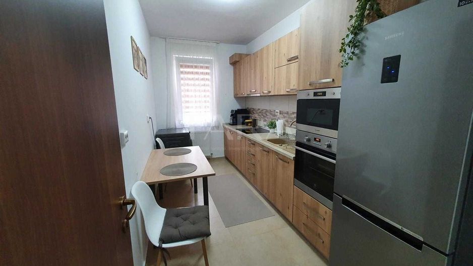 Apartament 2 camere, mobilat și utilat, zona VIvo - Poză 3