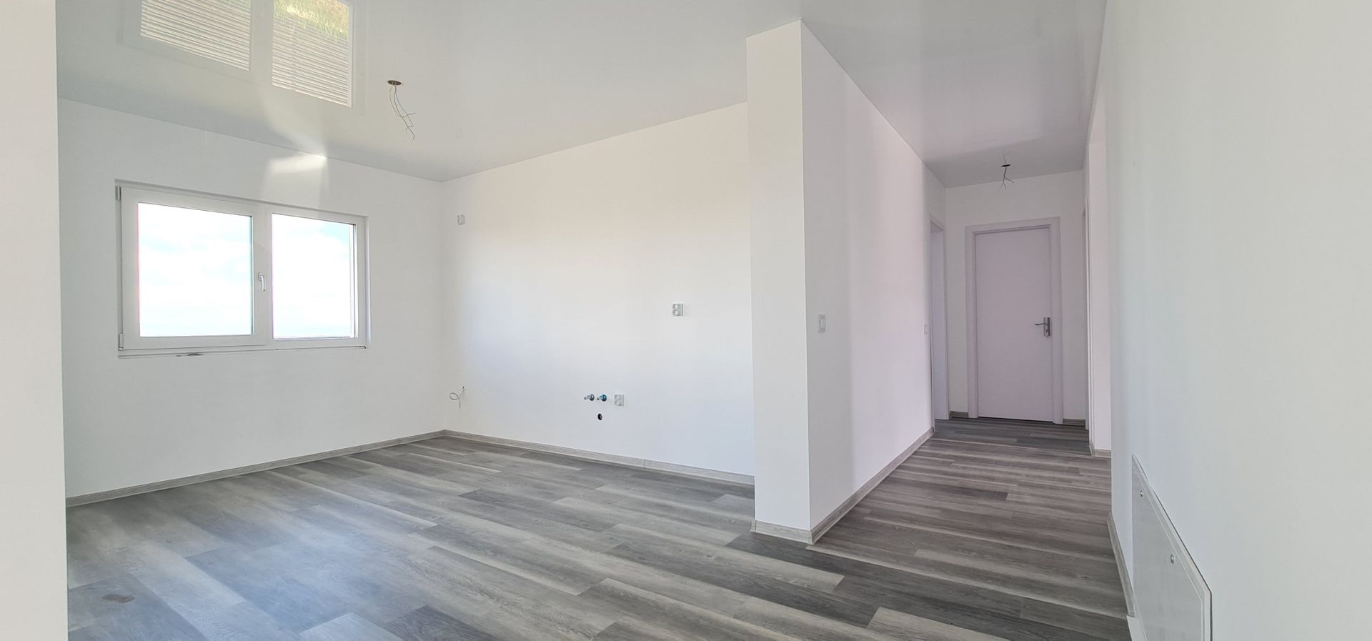 Casa 4 camere un nivel finalizata intabulata cartier Izvor Tarlungeni - Poză 6