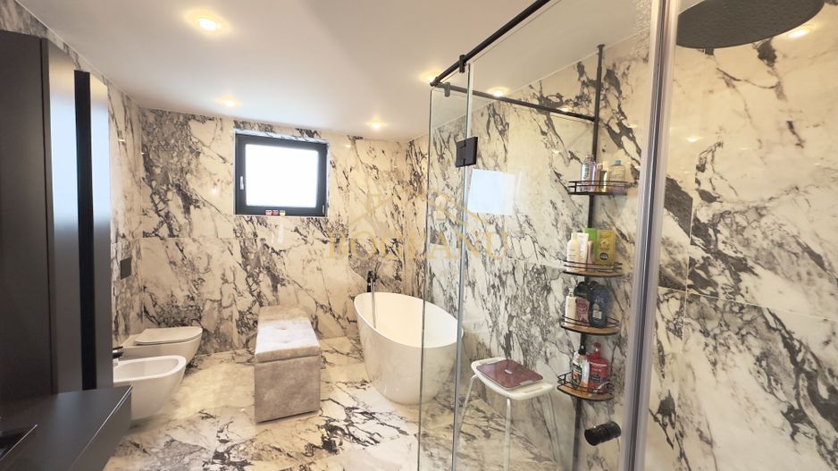 BG03-Vila de Lux 7 camere,Piscina-COMISION 0% - Poză 40