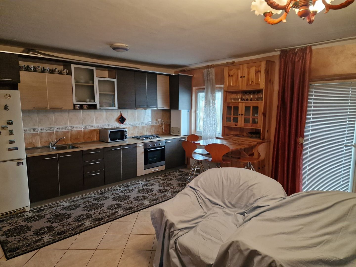 Apartament cu 3 camere de vânzare în zona Stefan cel Mare - Poză 4