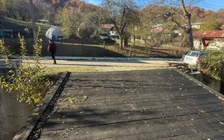 Teren langa pădure 6400mp+casa demolabila-deschidere 35 ml - Poză 21
