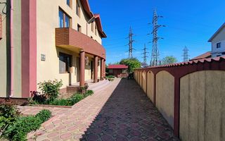 Năvodari | Casă spațioasă cu teren mare - Poză 2