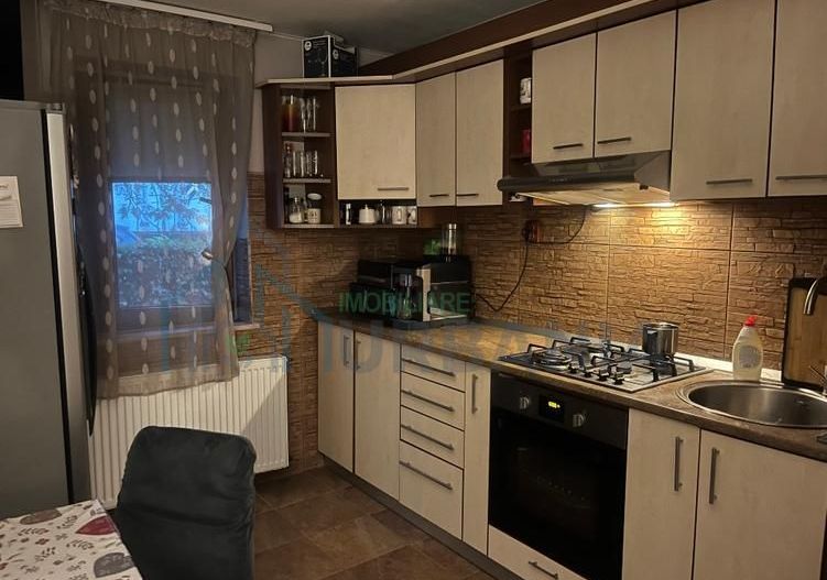 Apartament 3 camere de închiriat, 80 mp, Manta Roșie – Granit, Iași - Poză 7