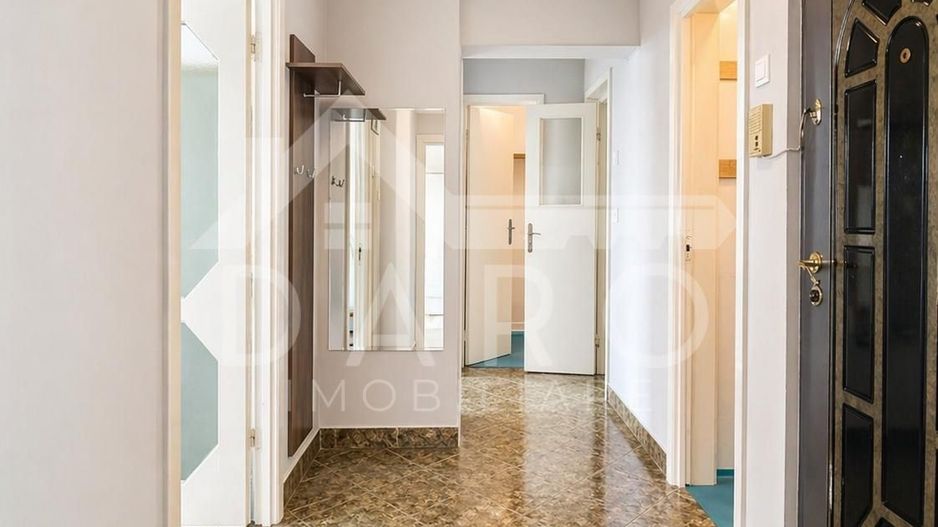 Vând apartament cu 2 camere,in cartierul Tudor,strada Infratirii - Poză 3