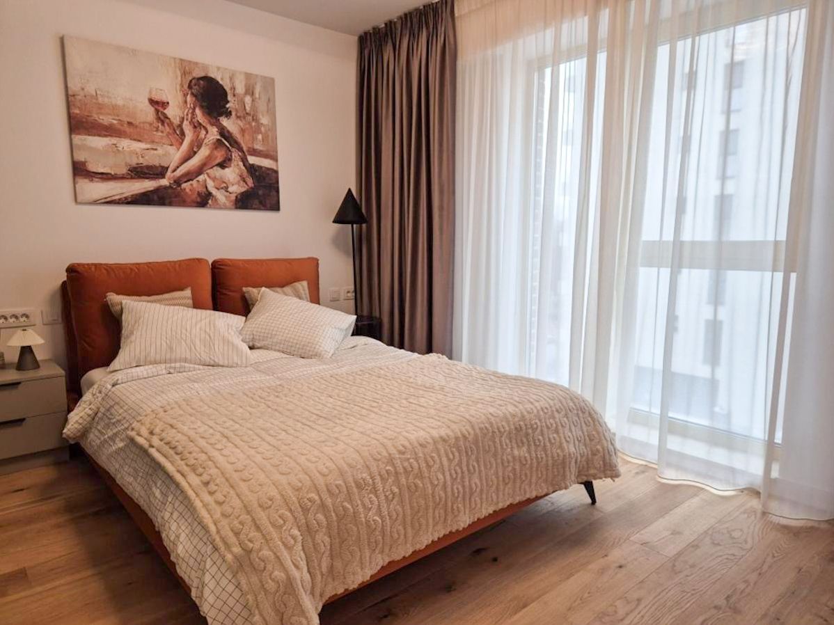 Închiriere | Apartament 3 camere | curte 132mp | Metrou Unirii - Poză 8