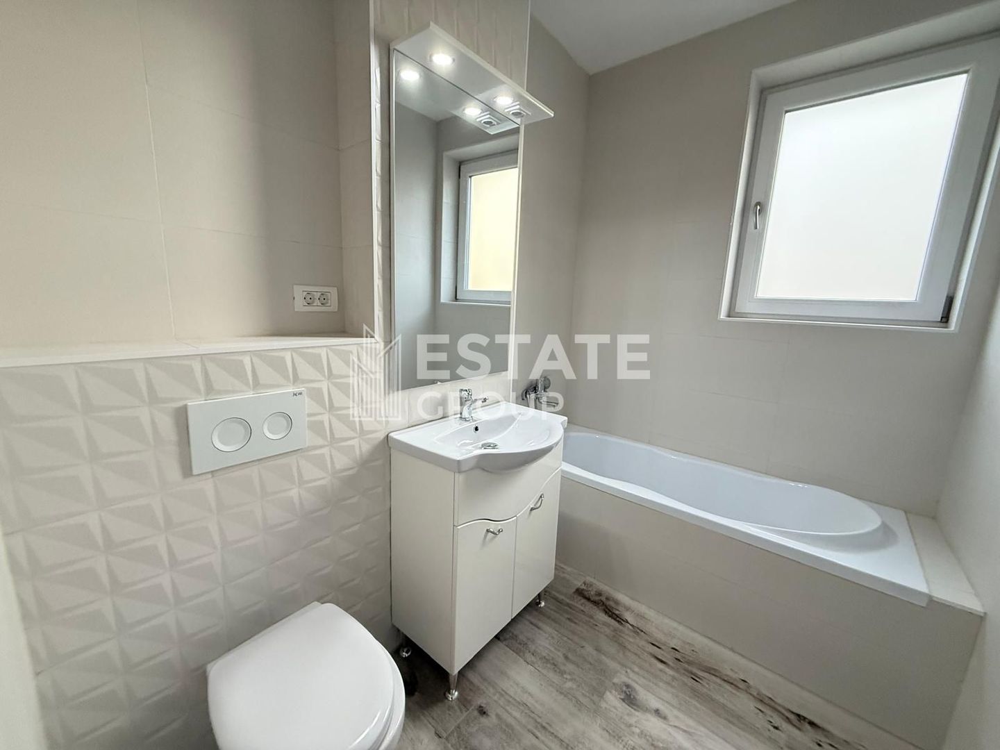 Dumbravita-Kaufland, spatios, mobilat modern - Poză 13