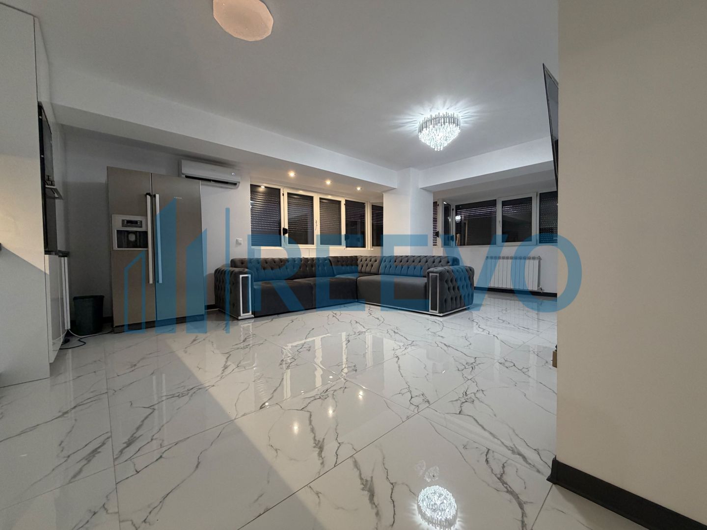 Apartament 3 camere | Etaj 1 | Ultracentral | Locație premium - Poză 1
