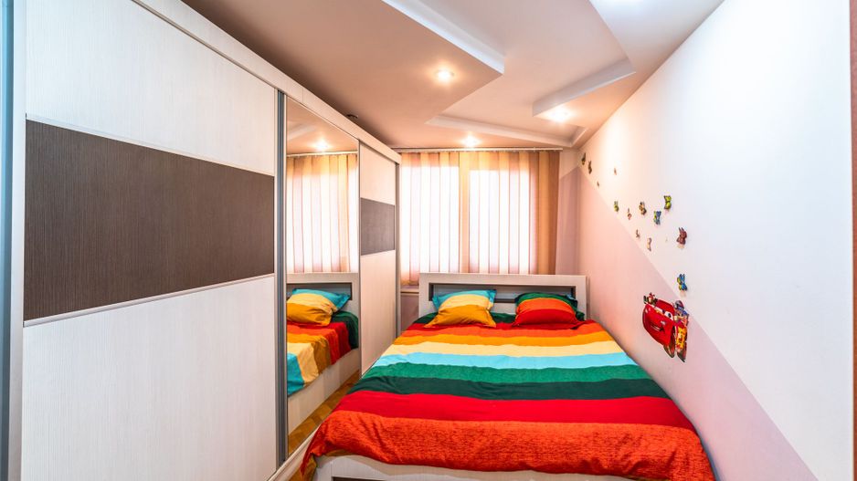 Apartament cu 3 camere in Vlaicu - Poză 5