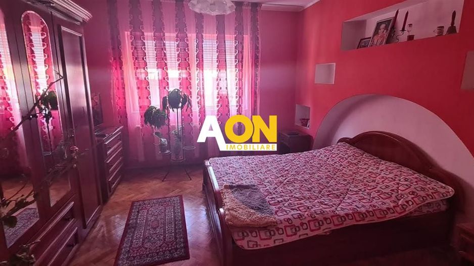 De vanzare casa 5 camere 800 mp teren Oarda de Jos - Poză 9
