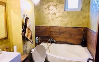 Vand apartament cu 3 camere in Tudor - Poză 7