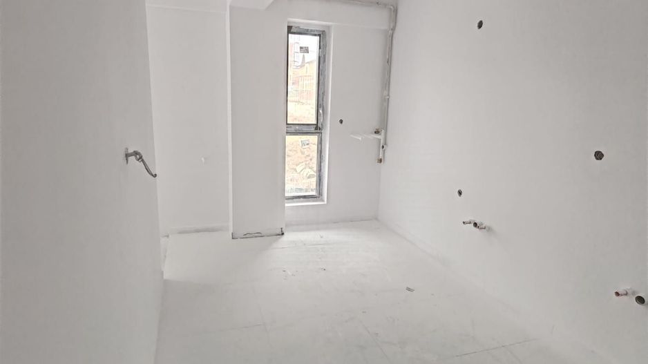 Apartament 2 camere 68 mp Bucium 85000 euro - Poză 3