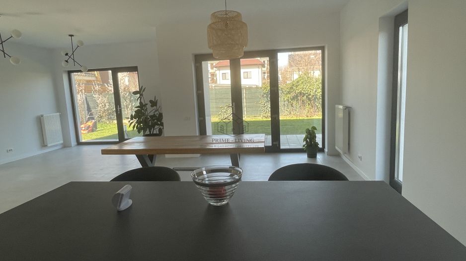 VILA NOUA SI MODERNA CU 5 CAMERE LA INCHIRIERE IN OTOPENI - Poză 10