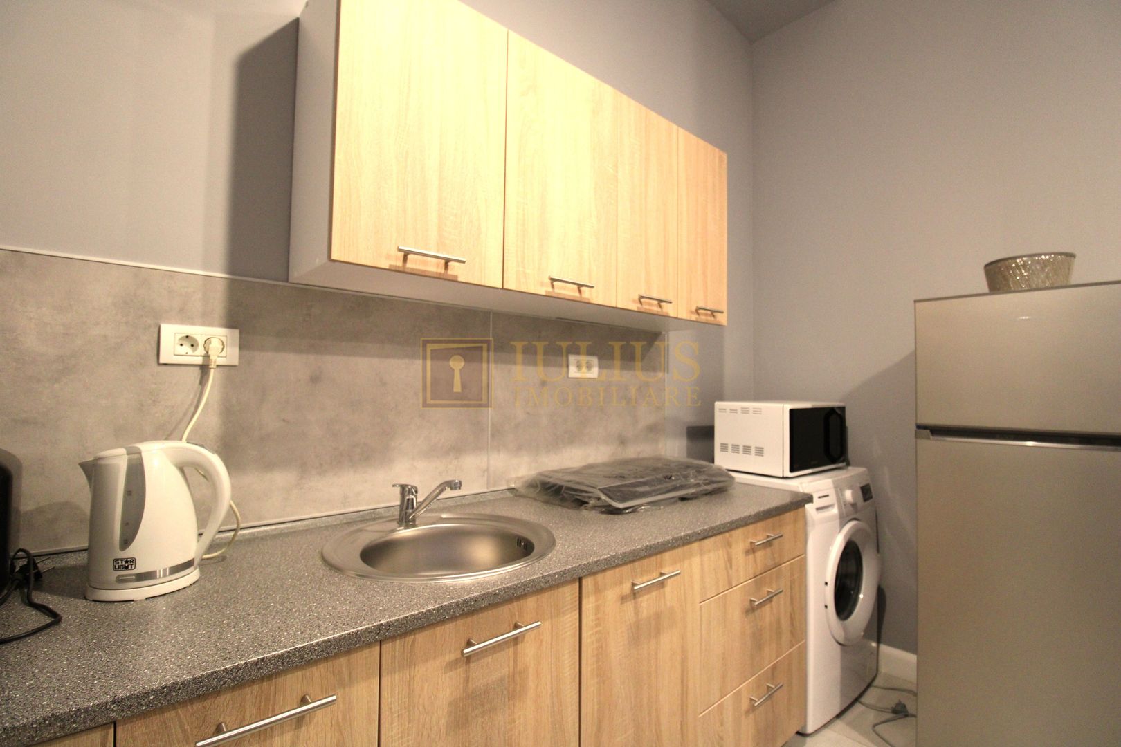 Ultracentral/pietonala, renovat modern; UNIRII - Poză 6