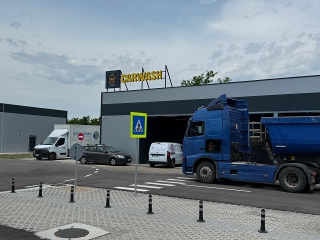 Laufer Drive-In Mall – Oportunitate Premium în Otopeni - Poză 2