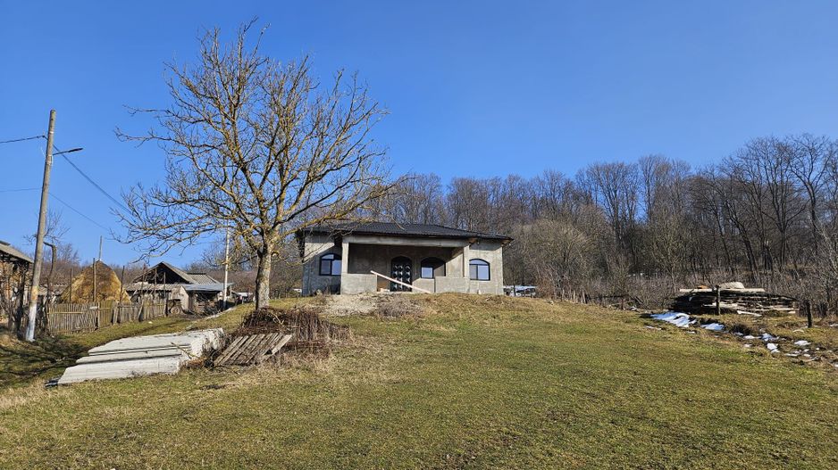 Casă pe platou, liniște și natură – Boțești, Argeș - Poză 7