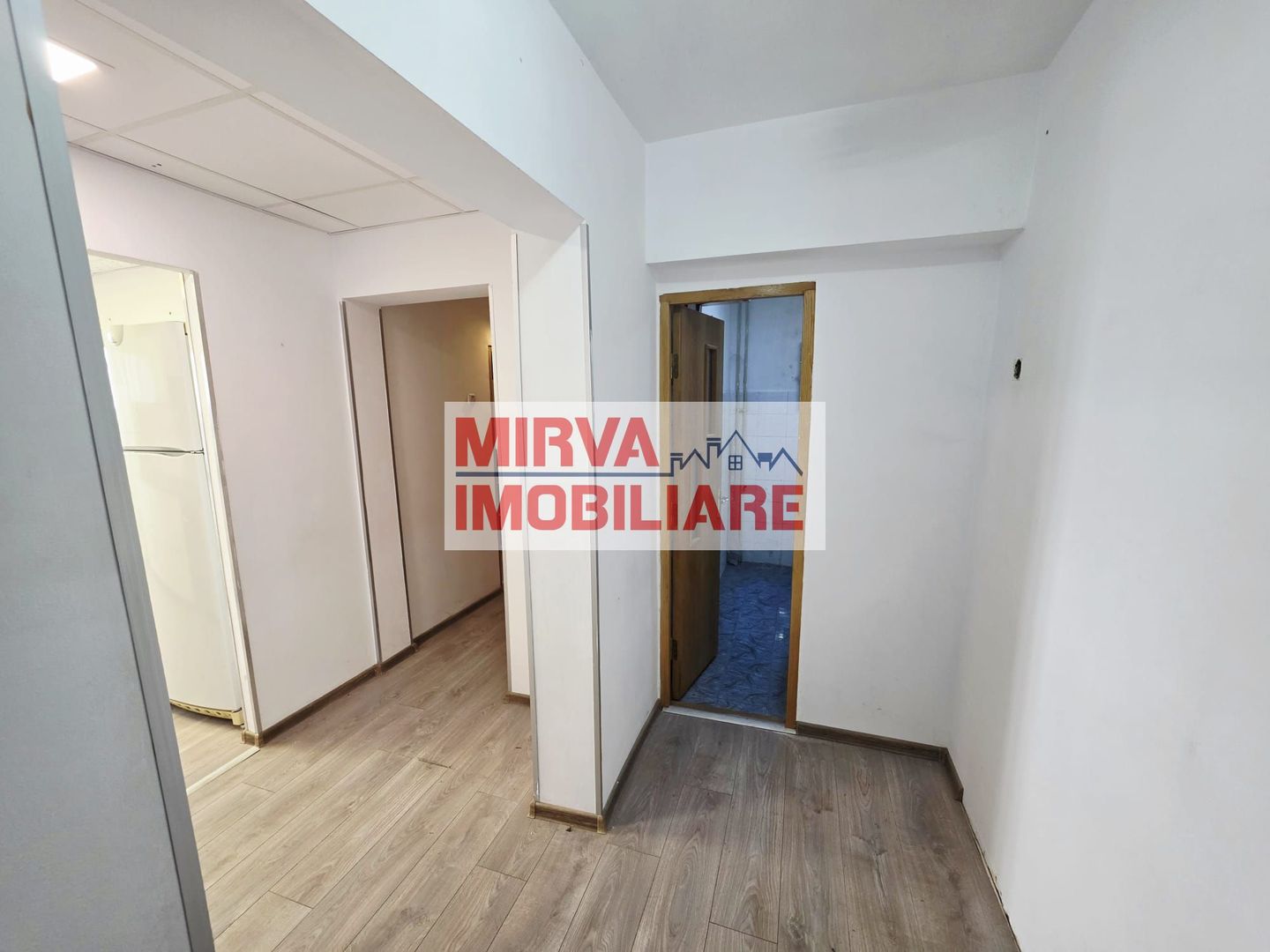 Apartament 3 camere, 2 băi cu geam, balcon generos – Republicii - Poză 11
