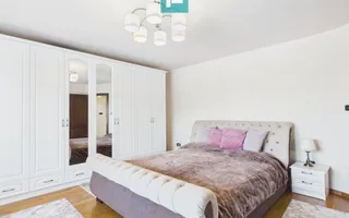 Vilă cu 6 camere de vânzare în zona Central - Poză 43