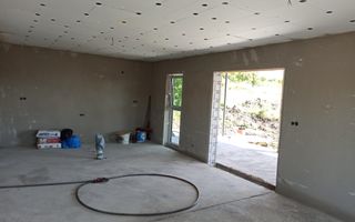 Casa 4 camere 116.5 mp+terasa 27 mp-teren 500 mp-Zona La Soare - Poză 4