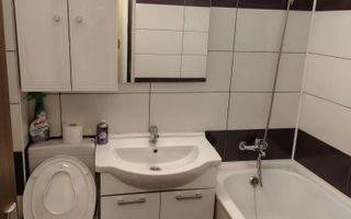 Vanzare Apartament 2 camere 48 mp, renovat, mobilat, 2 min metrou Romancierilor - Poză 7