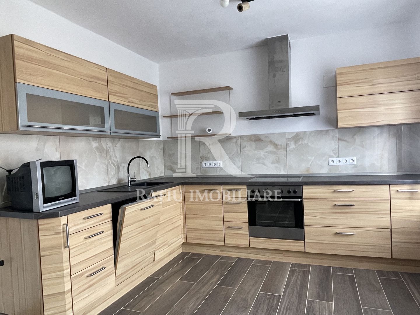 Casa de inchiriat | Pet friendly | Calea Clujului | Oradea - Poză 13