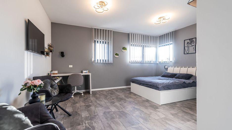 Vilă premium cu teren generos, la 10 km de Arad, Zimandcuz - Poză 18