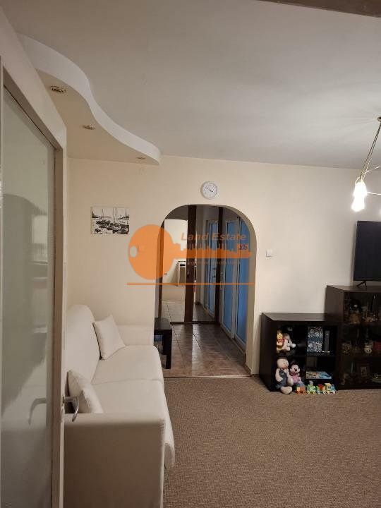Apartament 2 camere Drumul Taberei - Poză 1