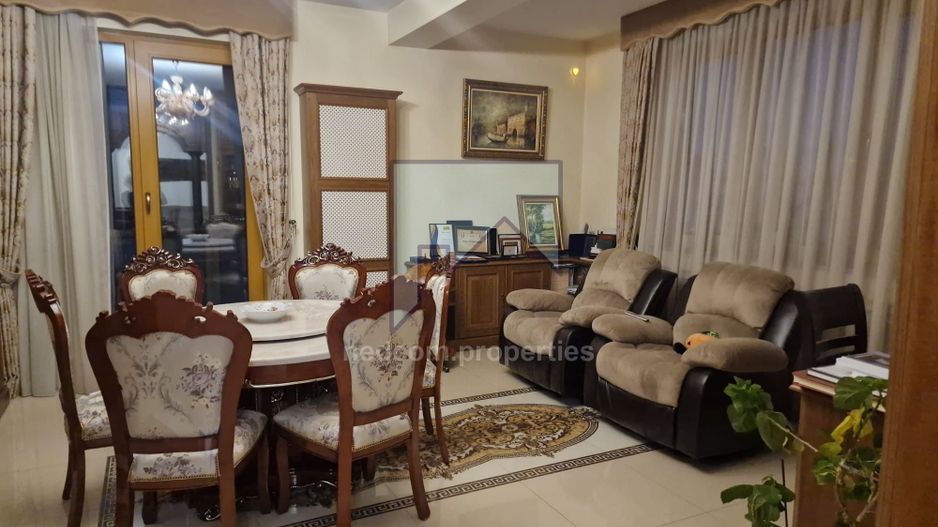 Vanzare Apartament lux de 3 camere in zona Jiului - Poză 16