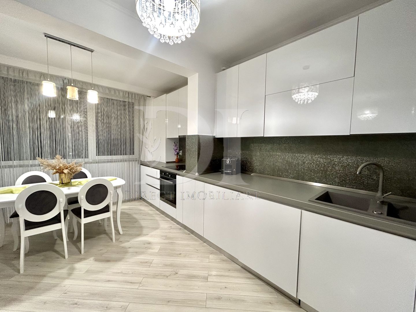 Apartament de vanzare / Zona BMW/Floresti - Poză 1