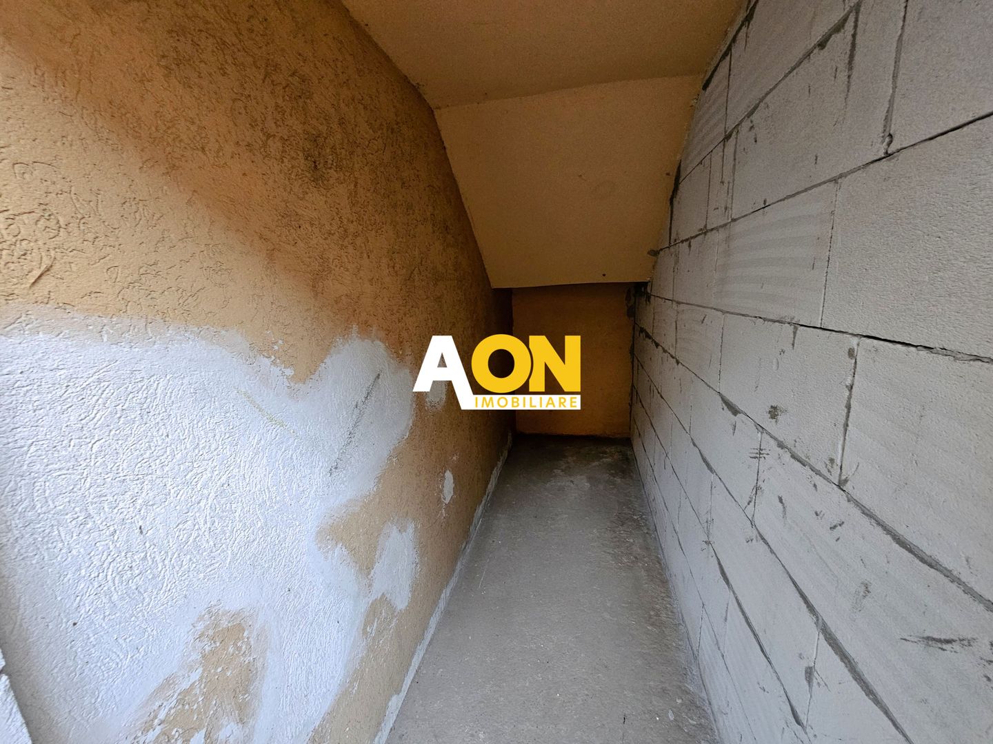 Apartament 3 camere, mobilat, utilat, 84 mp utili + garaj, Tolstoi - Poză 15