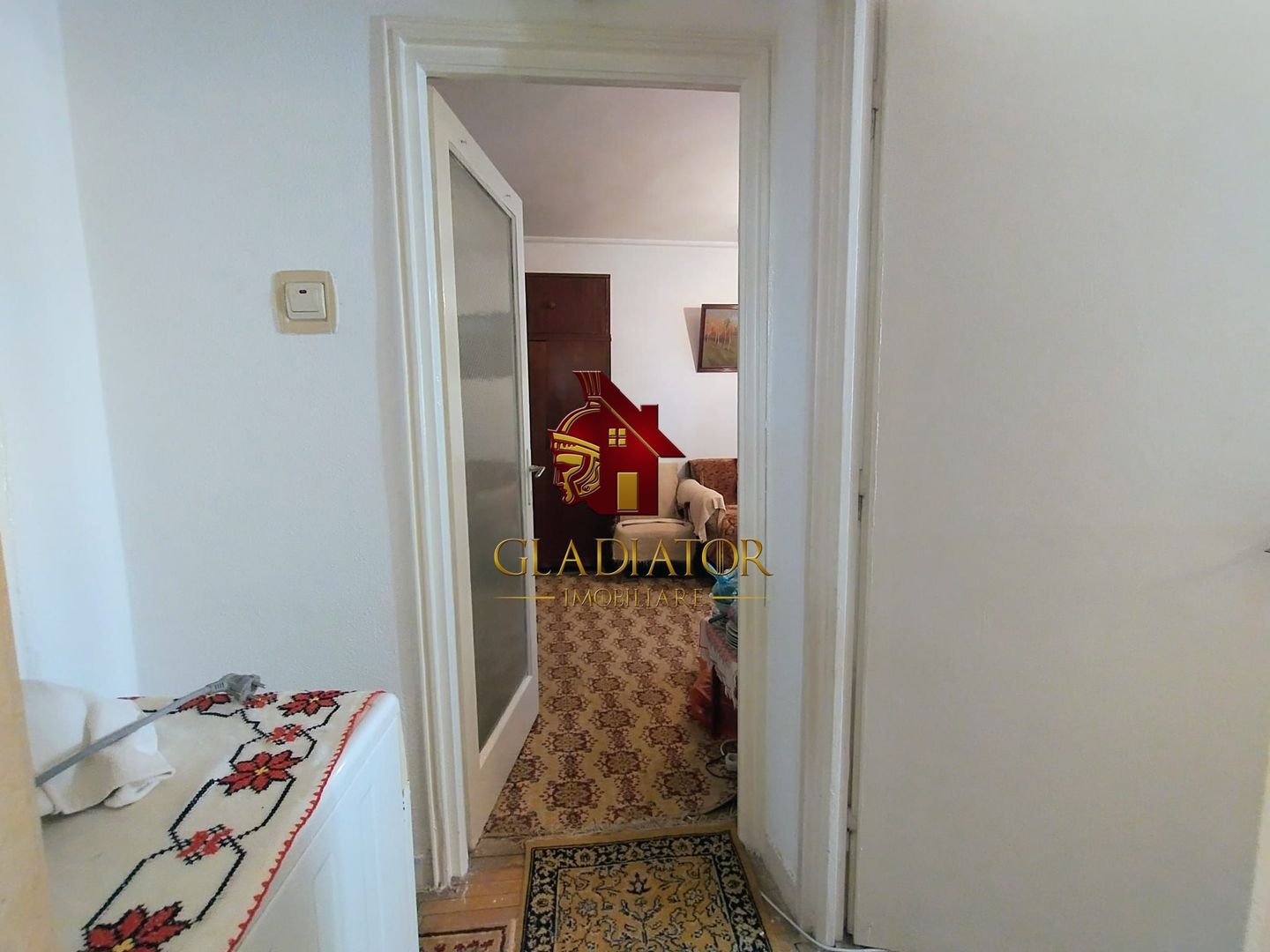 Copou Parc ferit de agitatia bulevardului, spatiu verde, et 1 cu lift - Poză 12