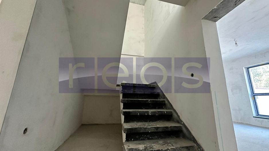 Vila 4 camere | Curte |  Zona Barbu Vacarescu  | Loc de parcare | - Poză 35