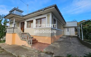 CASA individuală,  teren 1050 mp, zona Muntenii de Jos; - Poză 1