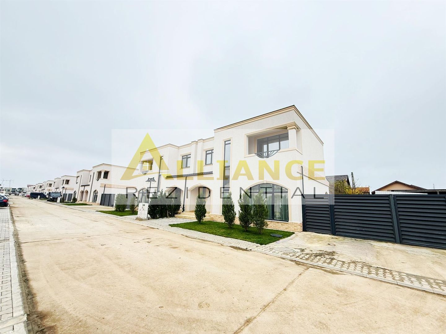 Duplex Premiun - 5 Camere - 3 Bai -Panouri solare - Poză 2