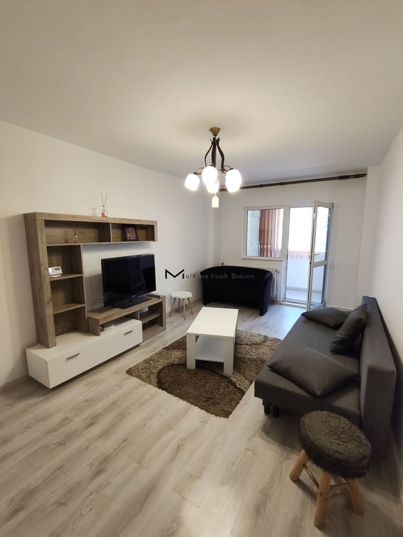 Apartament spațios de închiriat 3 camere Racadau - Poză 2
