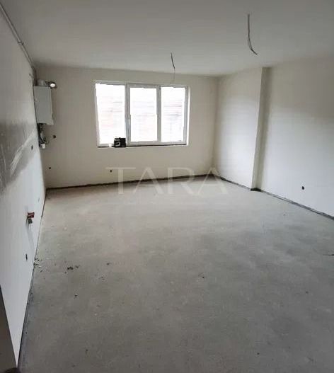 Apartament cu 3 camere de vânzare în Floresti, lângă Parcul Mare. - Poză 1