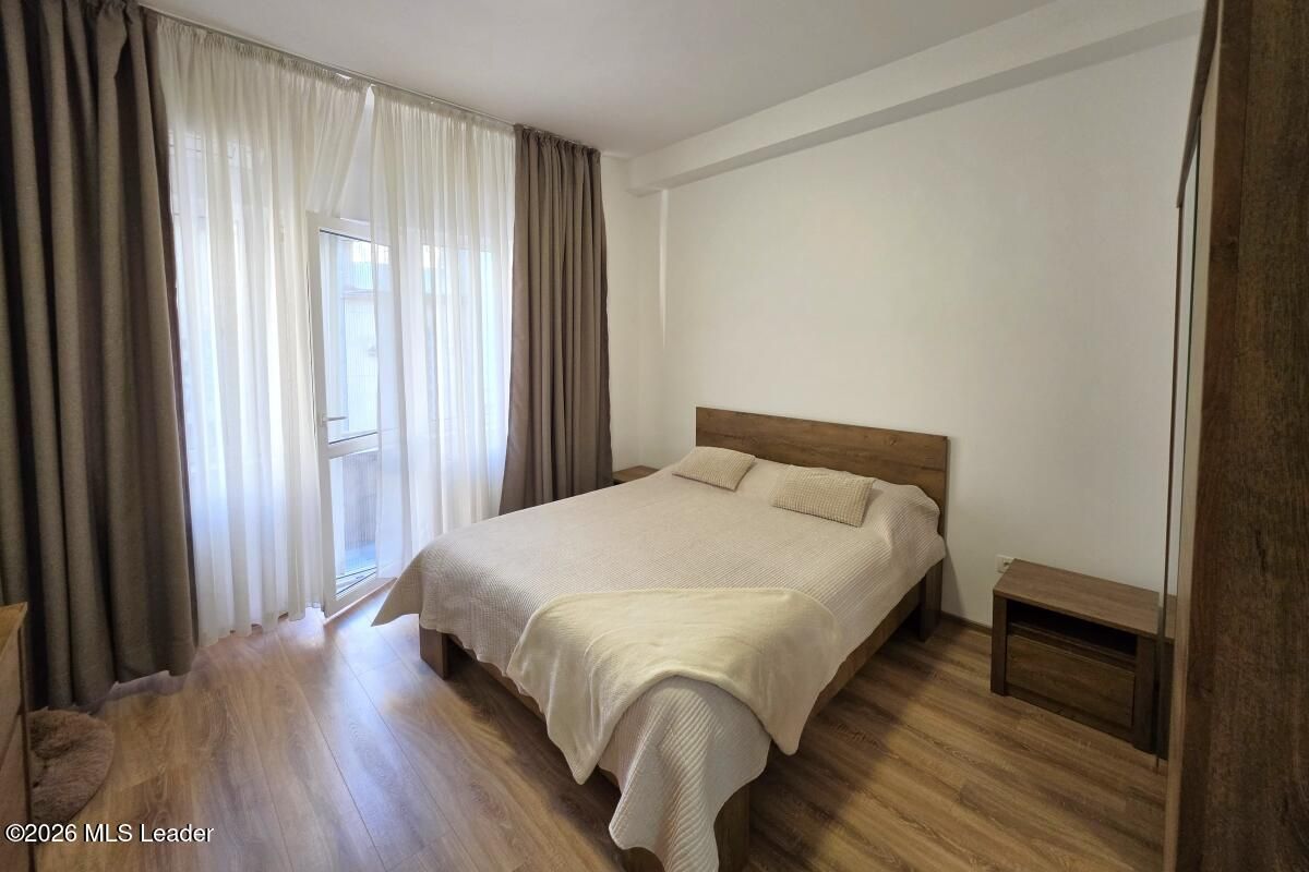 Piata Romana, 4 camere 138 MP total, Etaj 2/9, renovat - utilat, liber - Poză 6