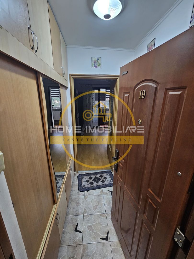 Apartament cu 3 camere/ 53mp/ zona Podu Ros - Poză 4